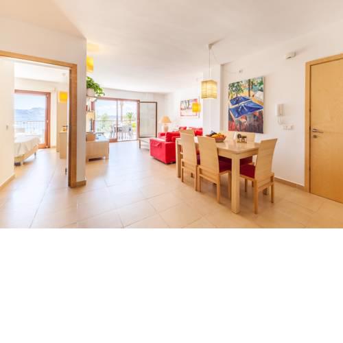 Seafront Apartment IRU