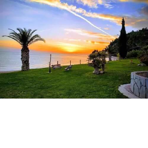 Seafront Apartment Poseidon