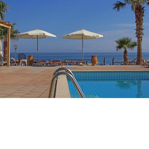 Seafront Beach hotel Apartments