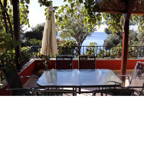 Seafront Grapevine Terrace