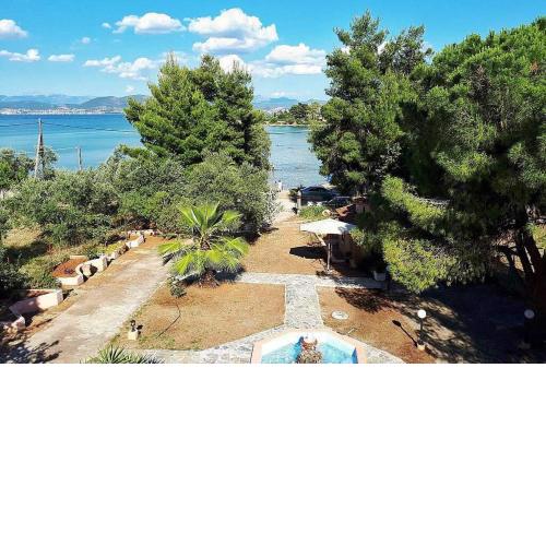 Seafront Villa Chalkis