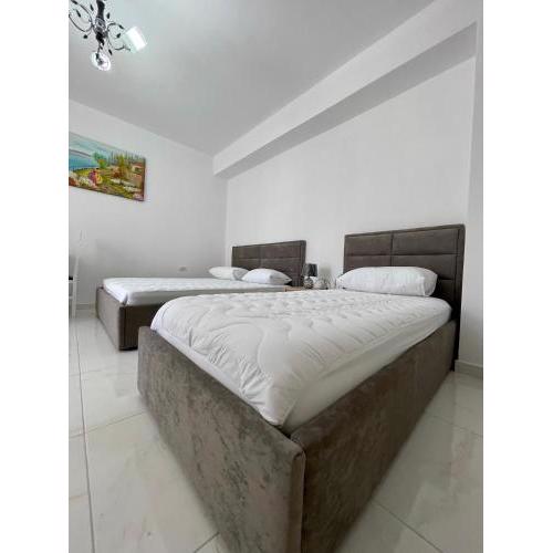 Seaside Apartment Saranda