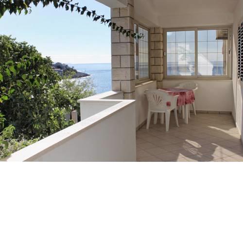 Seaside apartments with a swimming pool Zavalatica (Korcula) - 9150