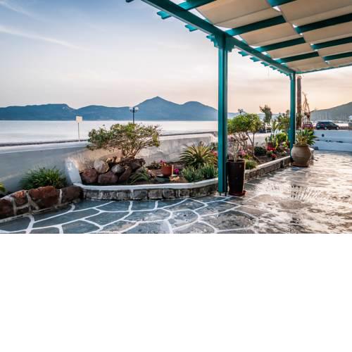 Seaside Apartments