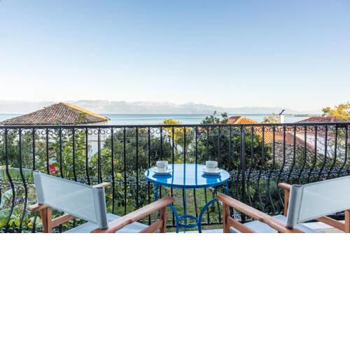 Seaside Escape Studio - Perfect Location