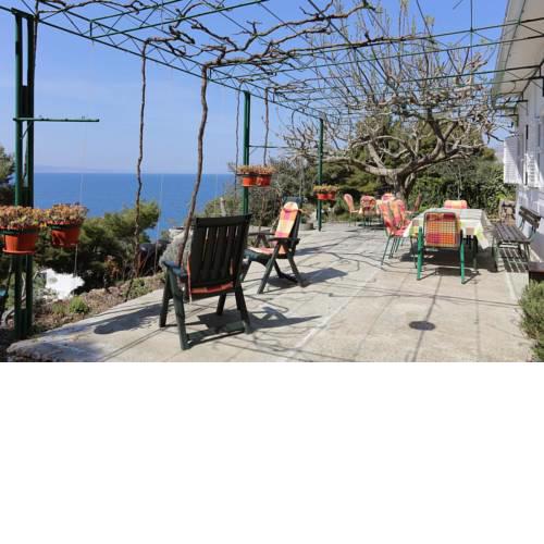 Seaside holiday house Nemira (Omis) - 9504
