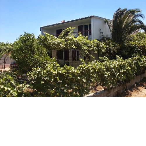 Seaside holiday house Okrug Donji (Ciovo) - 2403
