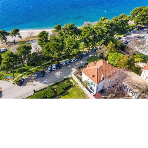 Seaside House Kolovare