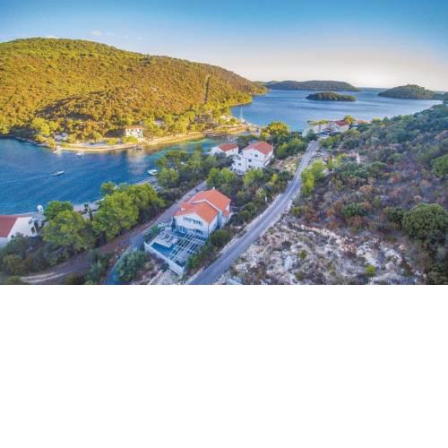 Seaside house with a swimming pool Pasadur (Lastovo) - 15847
