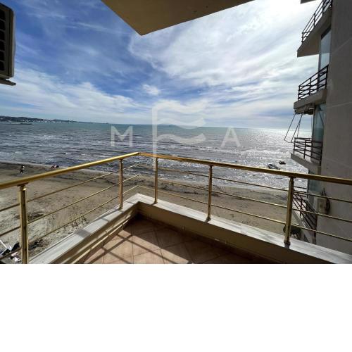 Seaside Serenity 771