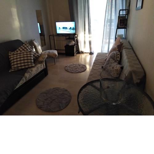 Seasite Peraias House