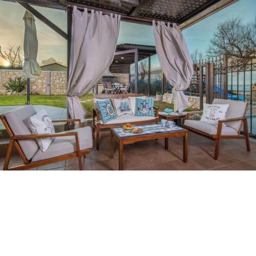 Seastar seafront villa
