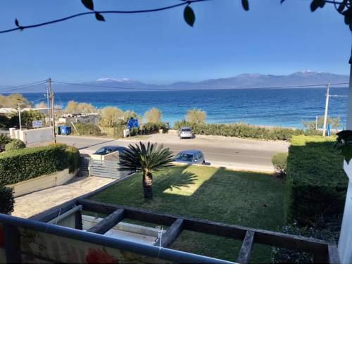 Seaview Apartment 70m2 Melissi Korinthias