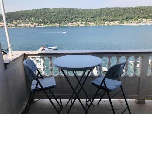 Seaview Apartment Tariba