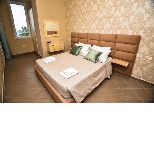 Seaview Apartment