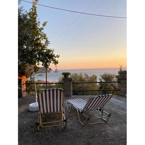 Seaview Studios near center & 400 meters from the beach
