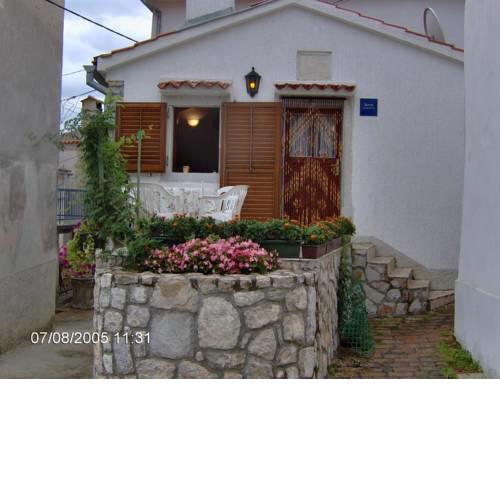 Secluded house with a parking space Beli (Cres) - 13893