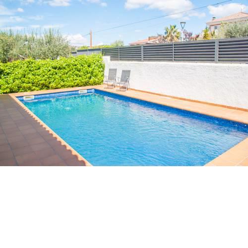 Segur de Calafell Villa Sleeps 12 Pool