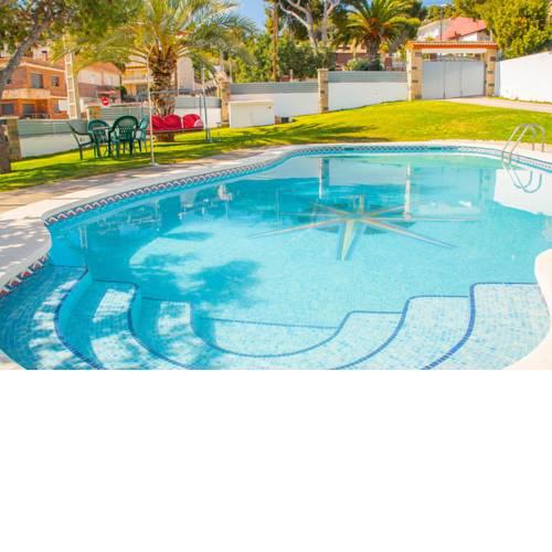 Segur de Calafell Villa Sleeps 8 Pool