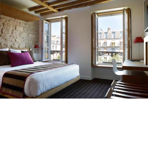 Select Hotel