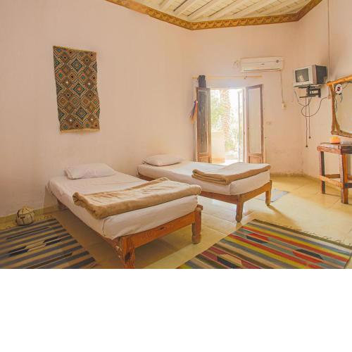 Seliyaa Siwa Inn Hotel