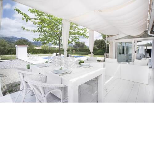 Selva Villa Sleeps 4 with Pool Air Con and WiFi