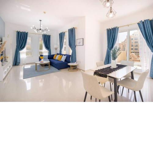 Sensational 1BR in Bab Al Bahar with Beach Access
