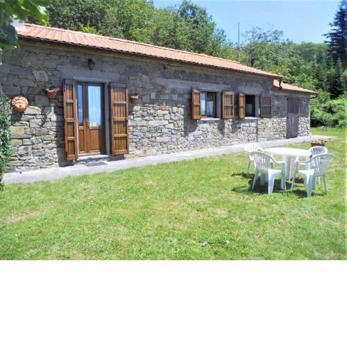 Serene holiday home in Femminamorta with private garden