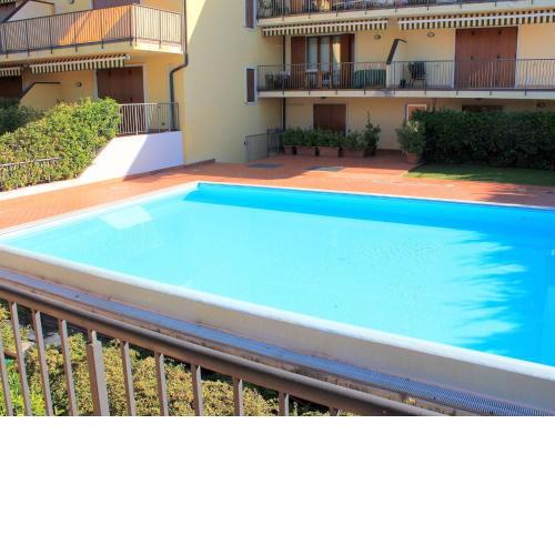 Serene holiday home in Lazise with private garden