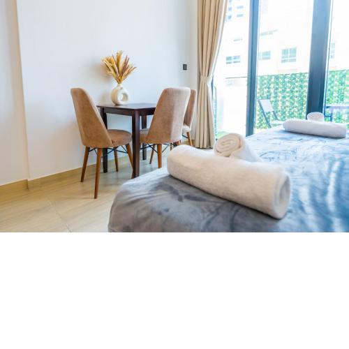 Serene Studio Apartment in JVC