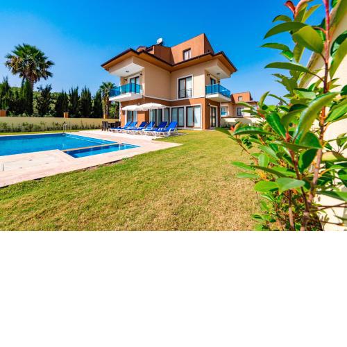 Seven 7 - 3 Bedroom Brand New Holiday Villa in Hisarönü