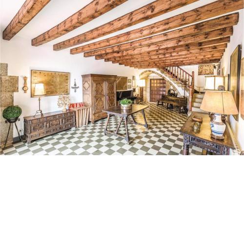 Seven-Bedroom Holiday home Arenys de Munt with Sea View 09