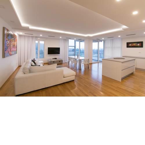 Seven Hills Riverside