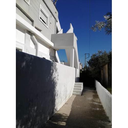 Seven Seas Apartments