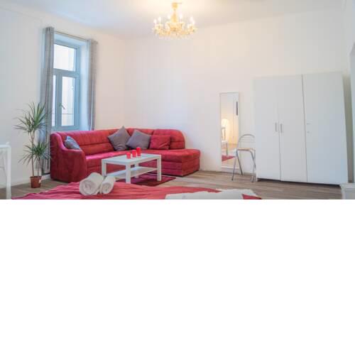 Shared Modern Apartment Schönbrunn