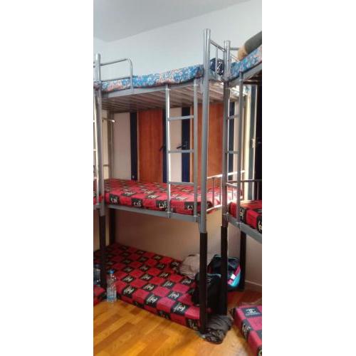 sharing room with other guests