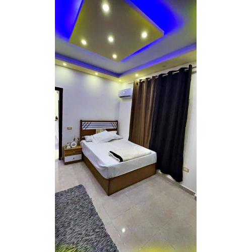 Sheikh Zayed Apartment is available for all services