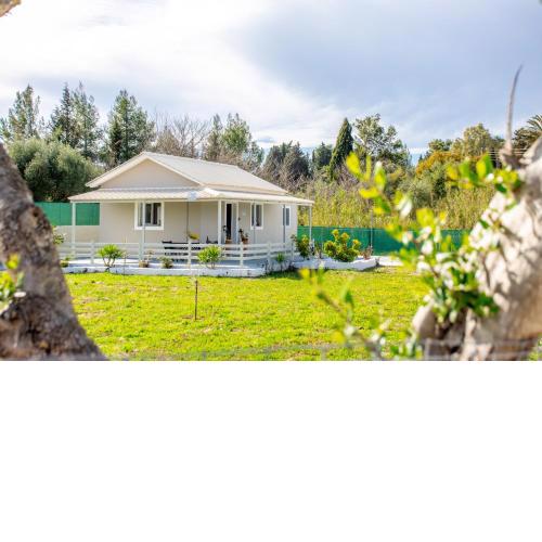 Shemesh Holiday House