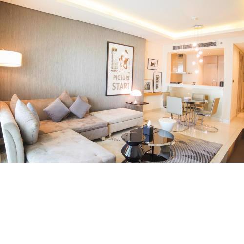 SHH - Elegant 2BR Apartment in Damac Paramount, Business Bay
