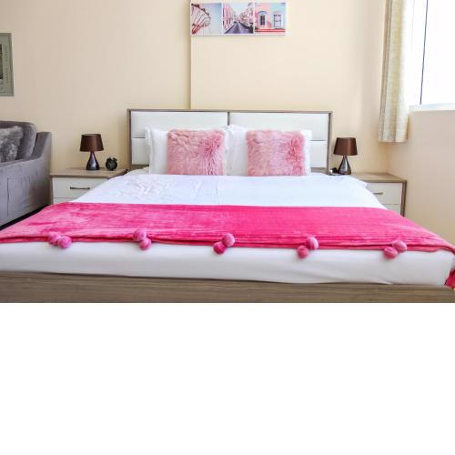 SHH - Furnished Studio Apartment, Silicon Gates 4