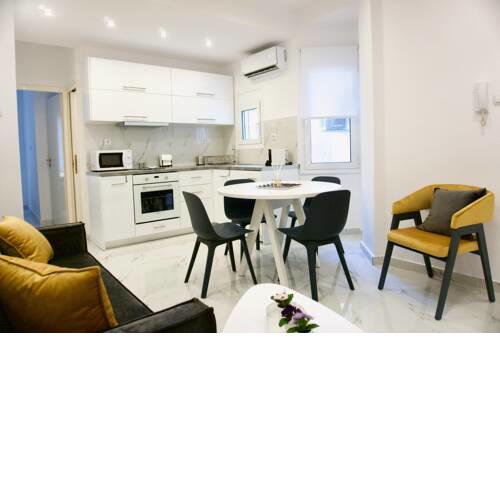 Shiny & Cozy 2 Bedrooms Apt in Athens
