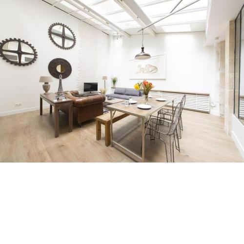 Show Room