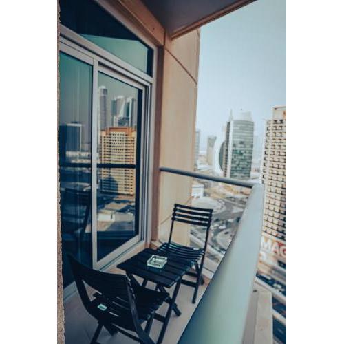 Shukran Homes Luxury 1BR with Canal & Old Town View