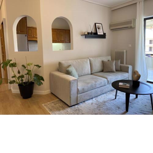 Signature 2BR Apartment in Marousi by UPSTREET