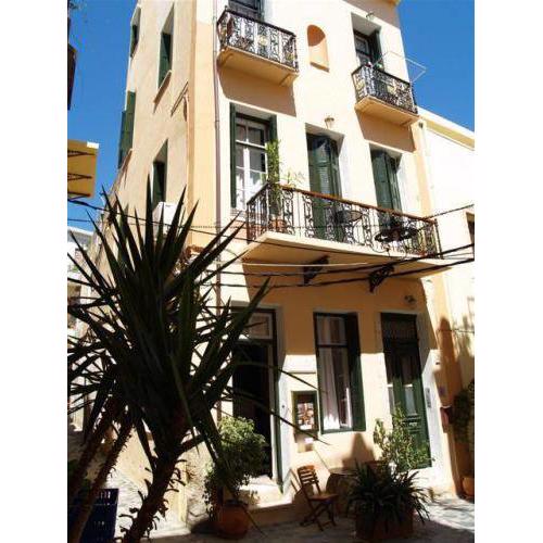 Silde Studios & Apartments