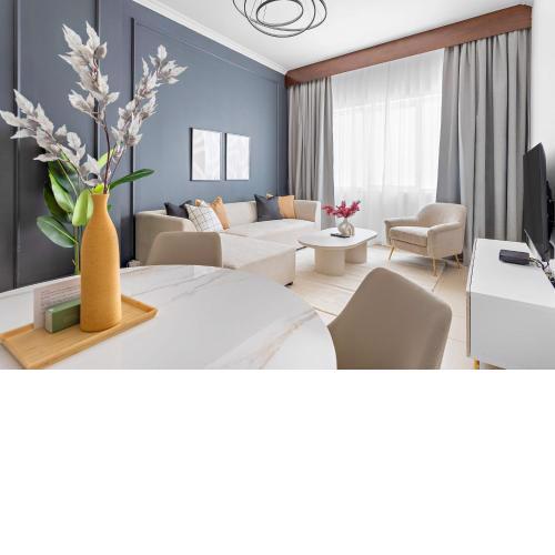 Silkhaus Aesthetic Pool Gym 1BDR Art Residence