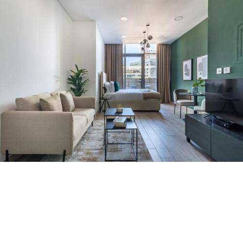 Silkhaus central DIFC studio newly furnished with building squash court
