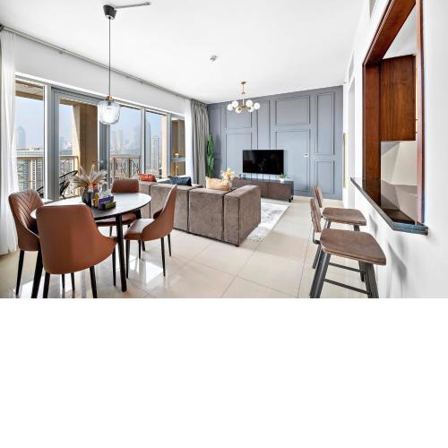 Silkhaus high floor 1BDR in heart of Downtown with pool and gym access