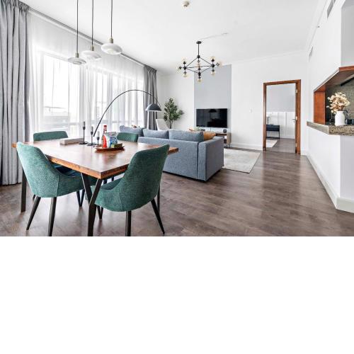 Silkhaus high floor 1BDR in Southridge