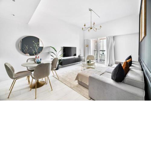 Silkhaus iconic Tower 1BR in Dubai Marina with pool access